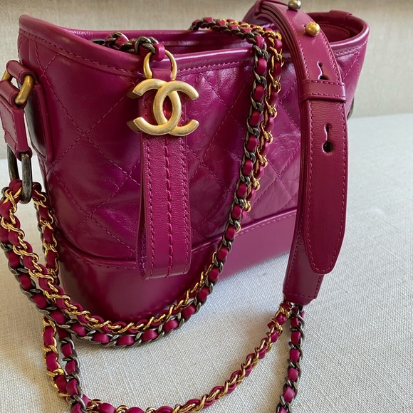 AUTHENTIC Chanel 19K Fuchsia Gabrielle Hobo Small - Picture 9 of 13